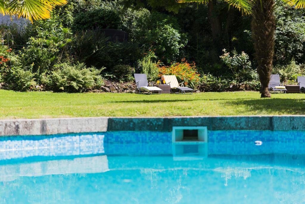 Red River Stables - Peaceful, Beautiful Grounds, Swimming Pool, Central Location For West Cornwall Camborne Esterno foto
