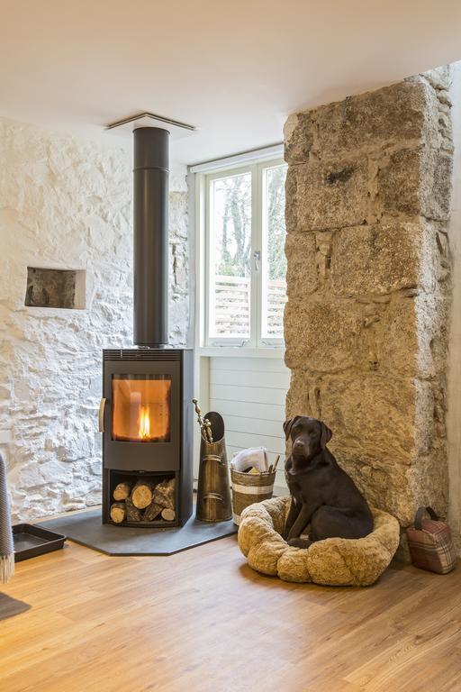 Red River Stables - Peaceful, Beautiful Grounds, Swimming Pool, Central Location For West Cornwall Camborne Esterno foto
